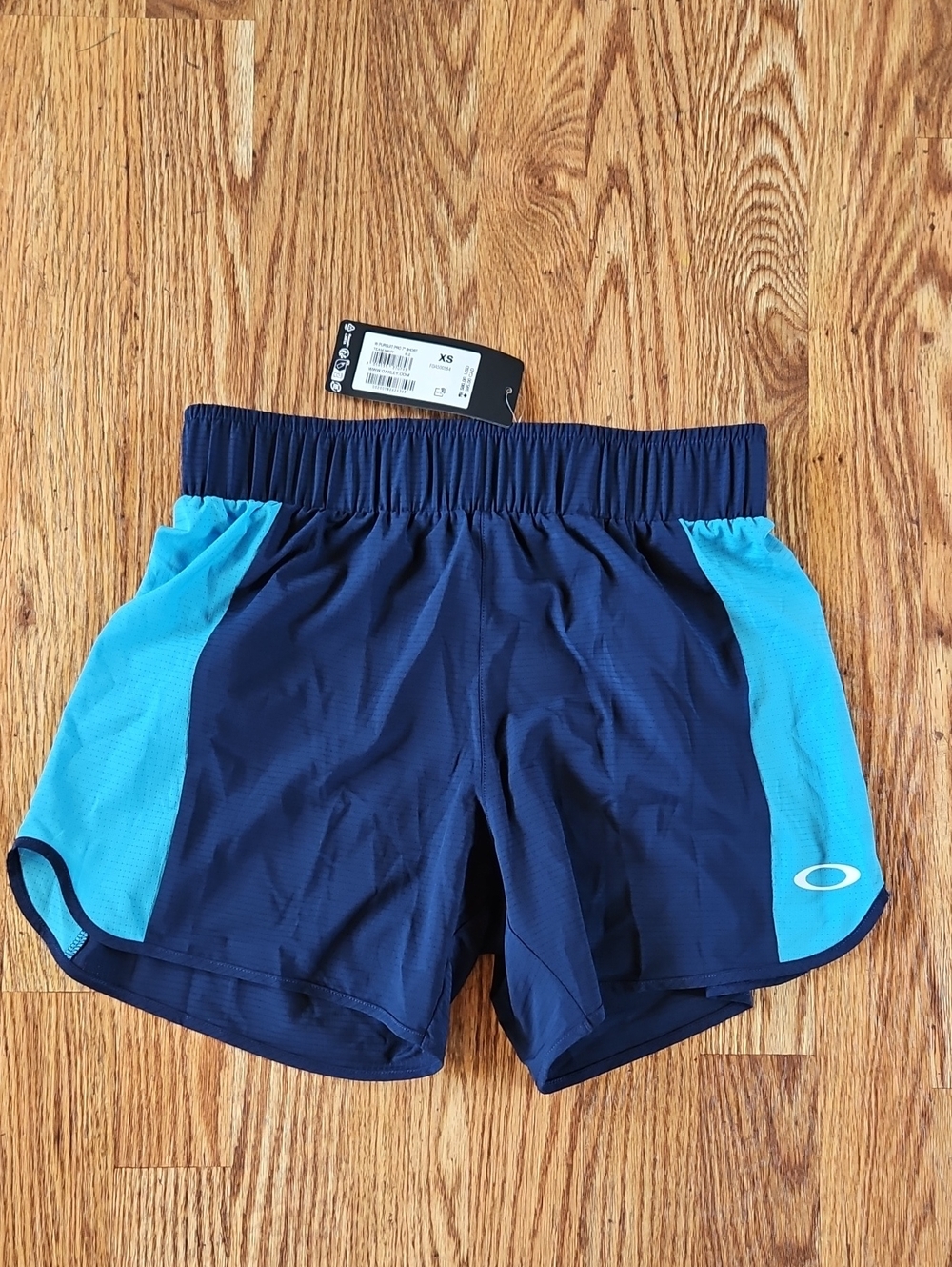 🏝 NWT Oakley Shorts